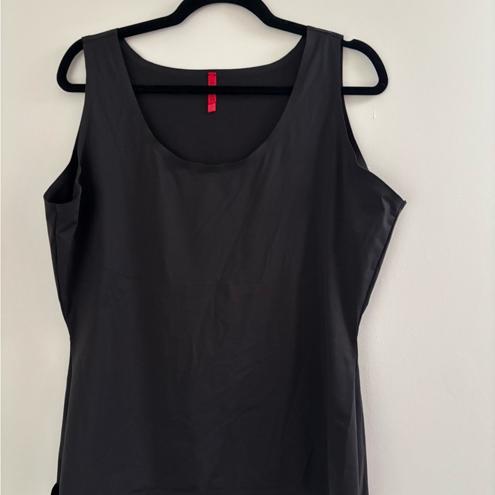 Spanx Thinstincts Tank Shapewear black sleeveless womens top